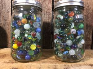 lot 133 image: Vintage 2 Jars Old Marbles