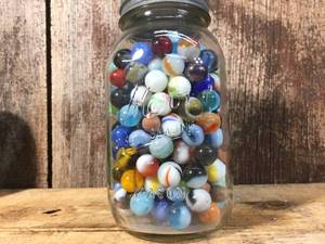 lot 141 image: Vintage Jar Old Marbles