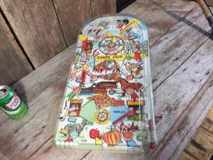 lot 166 image: Vintage MARX State Fair Bagatelle Pinball Game - 1950s