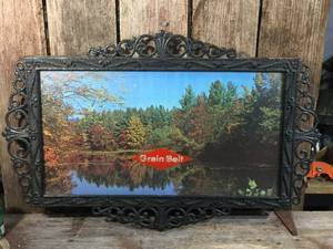 lot 212 image: Vintage Grain Belt Scenery Sign