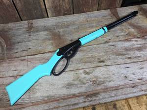 lot 219 image: Daisy 1999DB B-B Gun
