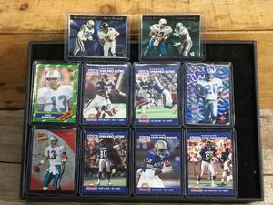 lot 228 image: 10 Football Collector Cards