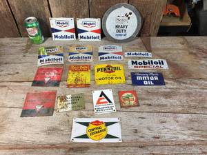 lot 270 image: Group Vintage Custom Metal Signs