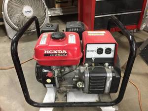 lot 281 image: Honda EZ 2500 Gas Generator