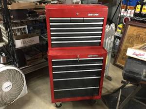 lot 282 image: Craftsman Rolling Tool Cabinet - Top & Bottom