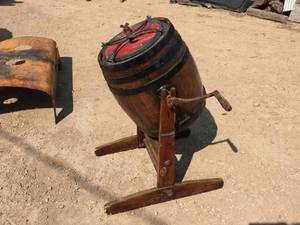 lot 35 image: Primitive Dobson Favorite Barrel Butter Churn