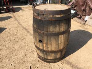 lot 36 image: Authentic Kelvin Cooperage #3 Char Whisky Barrel