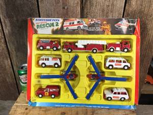 lot 37 image: Fabulous Vintage TootsieToy 2 Emergency Rescue Set