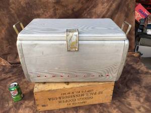 lot 66 image: Vintage Pepsi Cola Aluminum Cooler