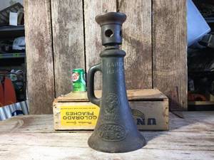 lot 176 image: Vintage Vulcan 2 x 12 Screw Jack LL&B Co.