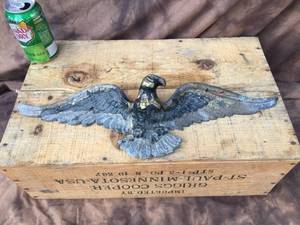 lot 193 image: Vintage Cast Brass Eagle Wall Hanger