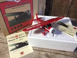 lot 271 image: Texco Wings of Texco 1939 Howard DGA-15 Die Cast Airplane