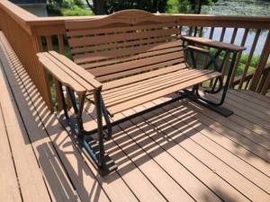 lot 24 image: Awesome Two-Person Patio Glider