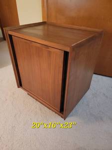 lot 2 image: Zipperman Furniture MCM Nightstand