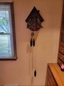 lot 18 image: German Black Forest Chalet Cuckoo Clock