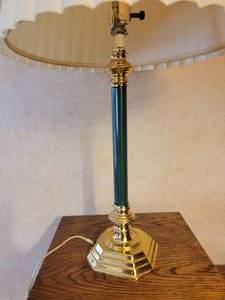 lot 33C image: Green and Brass Candlestick Lamp