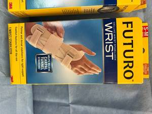 Lot Of 3 New In Box Futuro Wrist Stabilizers