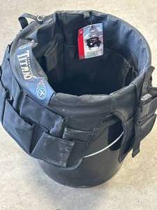 lot 81 image: Bucket Boss Tool Holder & Bucket