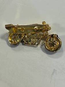 lot 102 image: Unique Motorcycle Pin