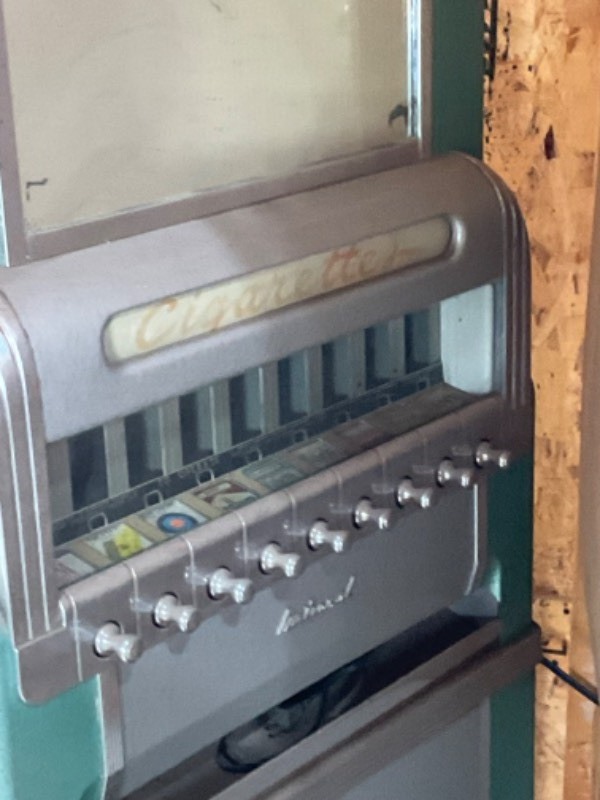 Vintage National Cig Machine 30 - 35 cent for Sale in Osakis, MN | Online  Auction