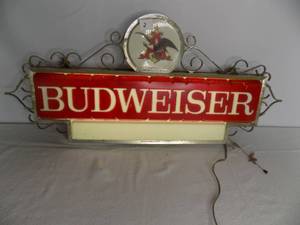lot 2 image: Budweiser Light sign