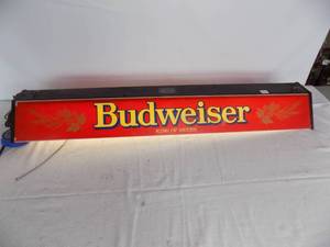 lot 43 image: Lit Budweiser King of Beer Pool table light
