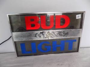 lot 108 image: Lit Sign Bud Light