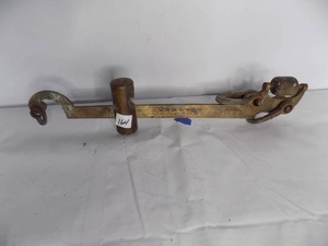 lot 164 image: Vintage Brass Scale Beam