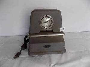 lot 189 image: Vintage Time clock