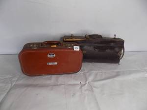 lot 206 image: 2 - Vintage instrument boxes