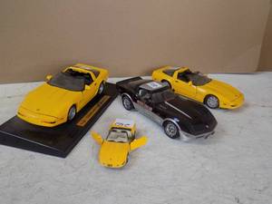 lot 242 image: Die Cast Corvettes