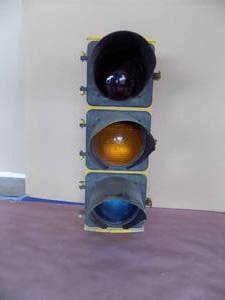 lot 247 image: StopCautionGo -Eagle Signal Light