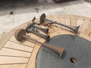 Lot of 3 Vintage Horns
