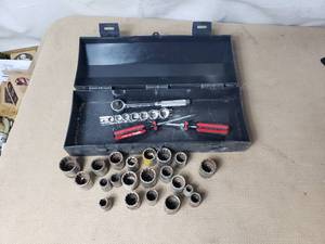 16 Gadget Box, 38 Sockets, 12 Socets