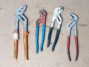 Lot of 4 Channel Locks