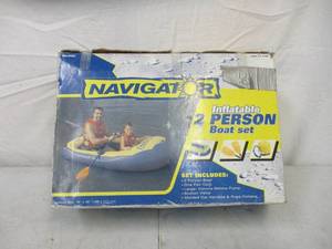 lot 8 image: Inflatable 2 Person Boat Set in box
