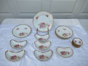 lot 52 image: Vintage China