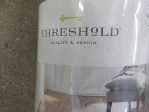 Threshold 4 ft x 6 ft Area Rug- Mac...