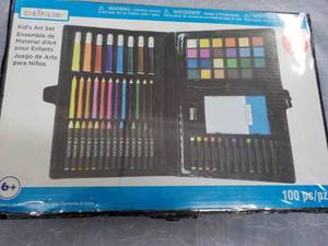 Creatology 100 pc Art Set...