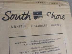 South South- new in box Queen Head...