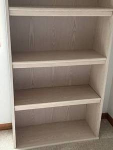 lot 24 image: Light colored tancream wood bookshelf (Matches lot 5)