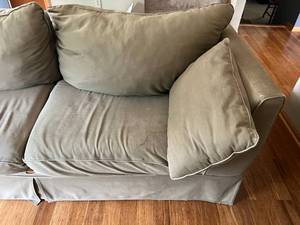 lot 25 image: Tan Couch