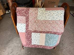lot 75 image: Laura Ashley Quilt and Wood Quilt Rack