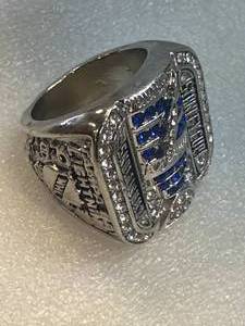 lot 17 image: Tampa Bay Lightning Championship Replica Ring