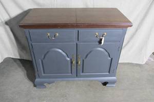 Entry DresserTable-Fold out - 37 12 x 18 x 33 14