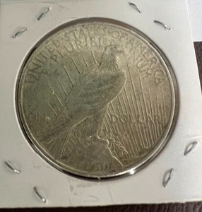1922 SILVER PEACE DOLLAR