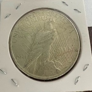 1922 SILVER PEACE DOLLAR