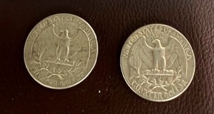 LOT OF 2 SILVER QUARTERS FROM 1960S