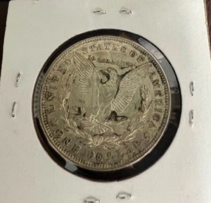 1921 SILVER MORGAN DOLLAR
