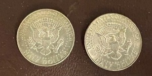 LOT OF 2 1968D KENNEDY HALF DOLLARS